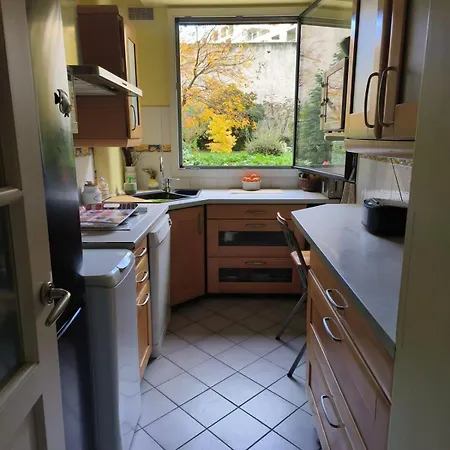 60 M Near Beaugrenelle * Paris