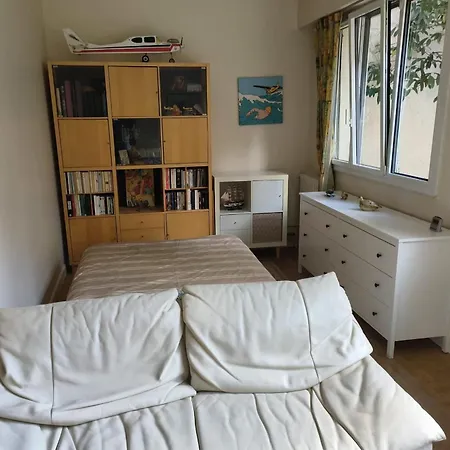 60 M Near Beaugrenelle *
